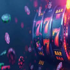 Tampilan aplikasi lexa69 di smartphone Android dan iOS untuk bermain slot dan live casino mobile